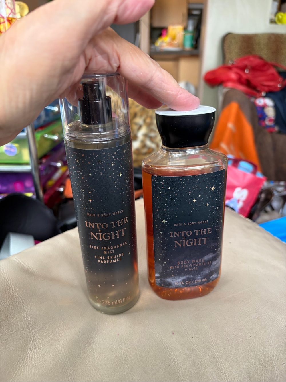 Bath & Body Works Into The Night Fine Fragrance Mist & Body Wash - Black/Gold.